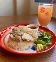 アジアン料理と燻製バルHaHaHa