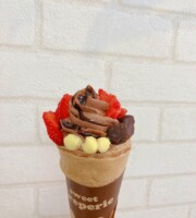 ちょい呑みできるクレープ屋さん